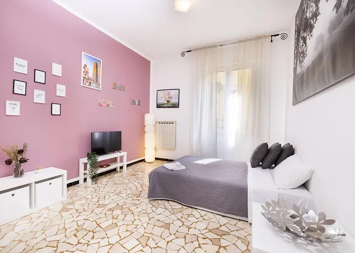 Daire Meloncello House -